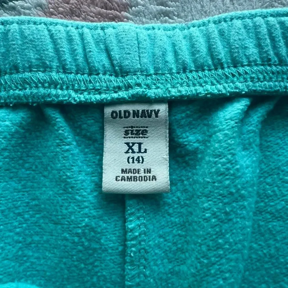 Old Navy brand old